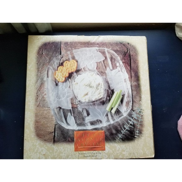 NEW Fifth Avenue Crystal Narcissus 13" Inch Chip And Dip Frosted Crystal - Picture 4 of 7